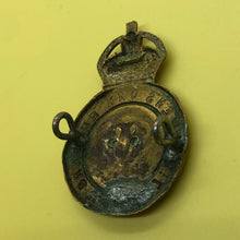 Load image into Gallery viewer, Original WW1 British Army 7th Queen's Own Hussars Cap Badge - The Militaria Shop