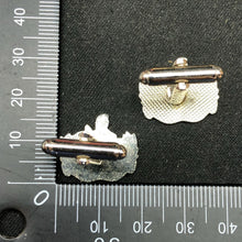 Charger l'image dans la galerie, British Army Royal Lincolnshire Cufflinks Set - The Militaria Shop
