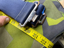 Charger l'image dans la galerie, Original British Royal Navy Blue Canvas Stable Belt - Approx 42" Waist - The Militaria Shop