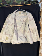 Load image into Gallery viewer, Gulf War US Army DCU Camouflaged Combat Field Coat/Jacket - Large/Long - The Militaria Shop