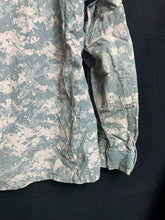 Load image into Gallery viewer, US Army Issue ACU Digicam Digital Camouflage Ripstop Shirt - Medium Regular - The Militaria Shop