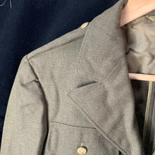 Lade das Bild in den Galerie-Viewer, Original WW2 US Army Class A Dress Jacket 1943 - Private Ryan Prop - 39" Large - The Militaria Shop