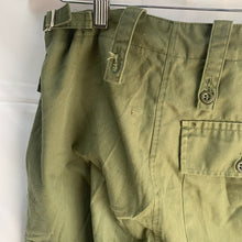 Lade das Bild in den Galerie-Viewer, Genuine British Army Surplus OD Green Lightweight Combat Trousers Size 75/76/92 - The Militaria Shop