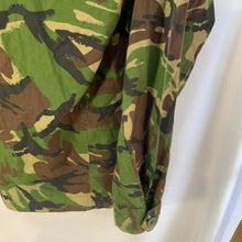 Load image into Gallery viewer, Genuine British Army Surplus DPM Camouflaged Jacket - 34" Chest - The Militaria Shop