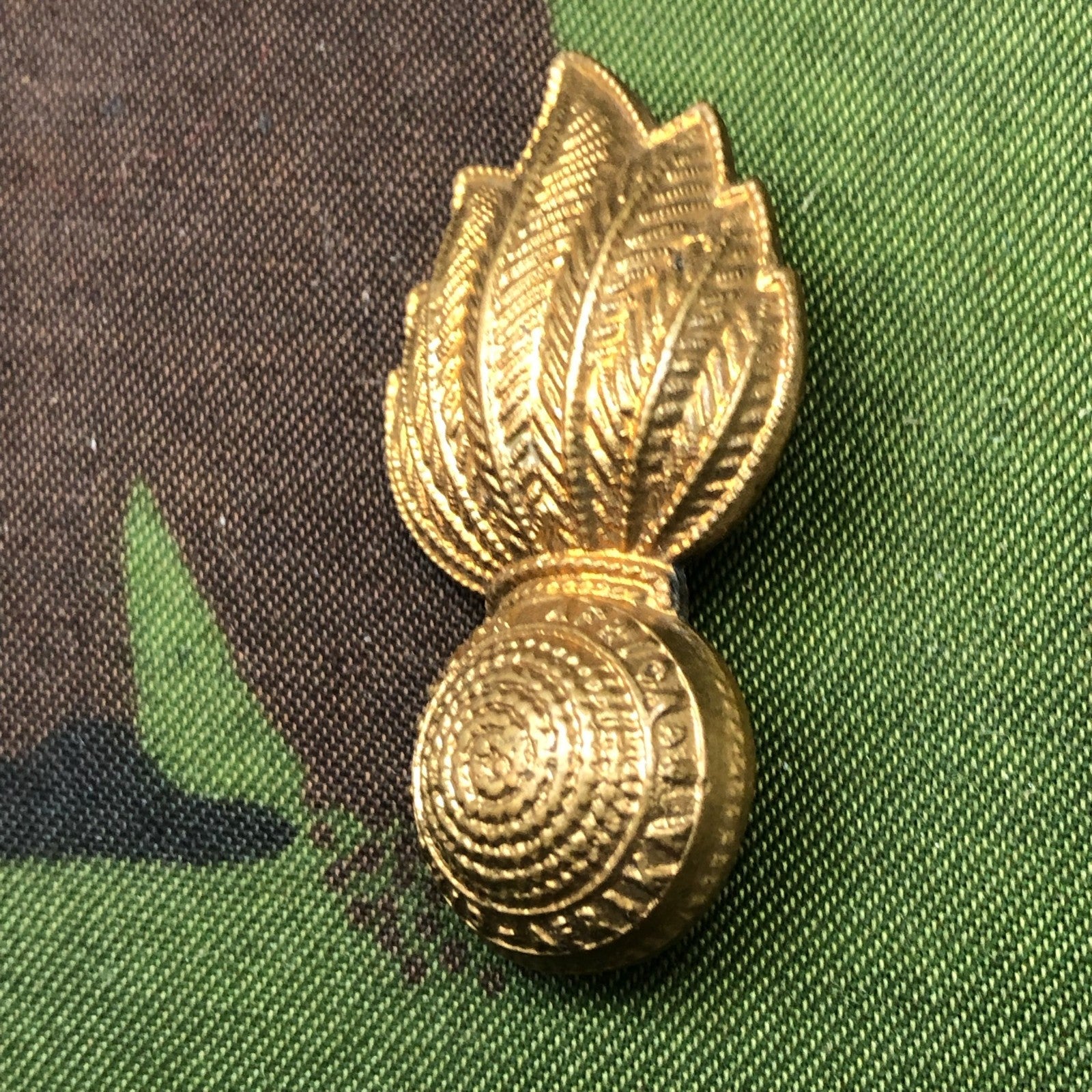 Original WW1 British Army Collar Badge - South African Artillery - The Militaria Shop