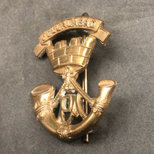 Load image into Gallery viewer, Original WW1/WW2 British Army Somerset Light Infantry Collar Badge - The Militaria Shop