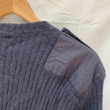 Charger l'image dans la galerie, Genuine British RAF Royal Air Force Pull Over Jumper Jersey - Size 6 - The Militaria Shop