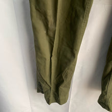 Load image into Gallery viewer, Genuine British Army Surplus OD Green Lightweight Combat Trousers Size 80/80/96 - The Militaria Shop