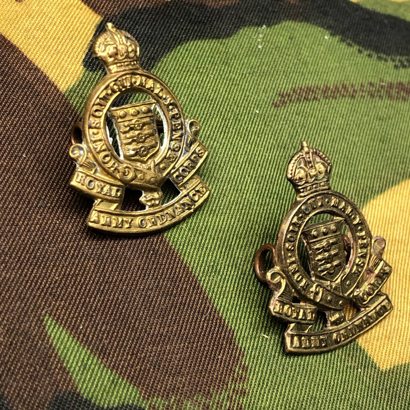 Original WW2 British Army Collar Badges - Royal Army Ordnance Corps RAOC - The Militaria Shop