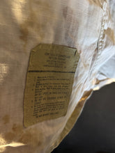 Charger l'image dans la galerie, Gulf War US Army DCU Camouflaged Combat Field Coat/Jacket - 42 Inch Chest - The Militaria Shop