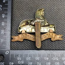 Load image into Gallery viewer, Original WW2 British Army Cap Badge - Lincolnshire Regiment - The Militaria Shop