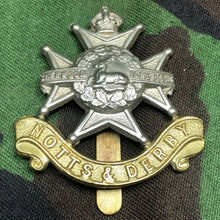 Load image into Gallery viewer, Original British Army Notts & Derby Regiment Beret / Cap Badge - The Militaria Shop