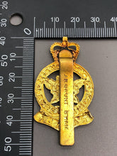 Load image into Gallery viewer, Vintage Canadian Army Royal Montreal Regiment Cap Badge - The Militaria Shop