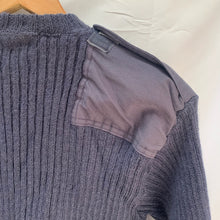 Charger l'image dans la galerie, Genuine British RAF Royal Air Force Pull Over Jumper Jersey - Size 6 - The Militaria Shop
