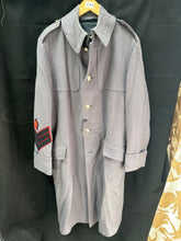 Charger l'image dans la galerie, Genuine British Army Surplus Household Guards Greatcoat Overcoat Size 104cm - The Militaria Shop