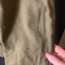 Lade das Bild in den Galerie-Viewer, Original WW2 US Army Class A Dress Jacket 1940 - Private Ryan Prop - 38" Large - The Militaria Shop