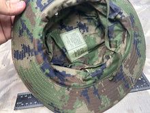 Load image into Gallery viewer, Genuine US Army Jungle Camouflage Boonie Sun Hat Hot Weather Type II - Size 8 - The Militaria Shop