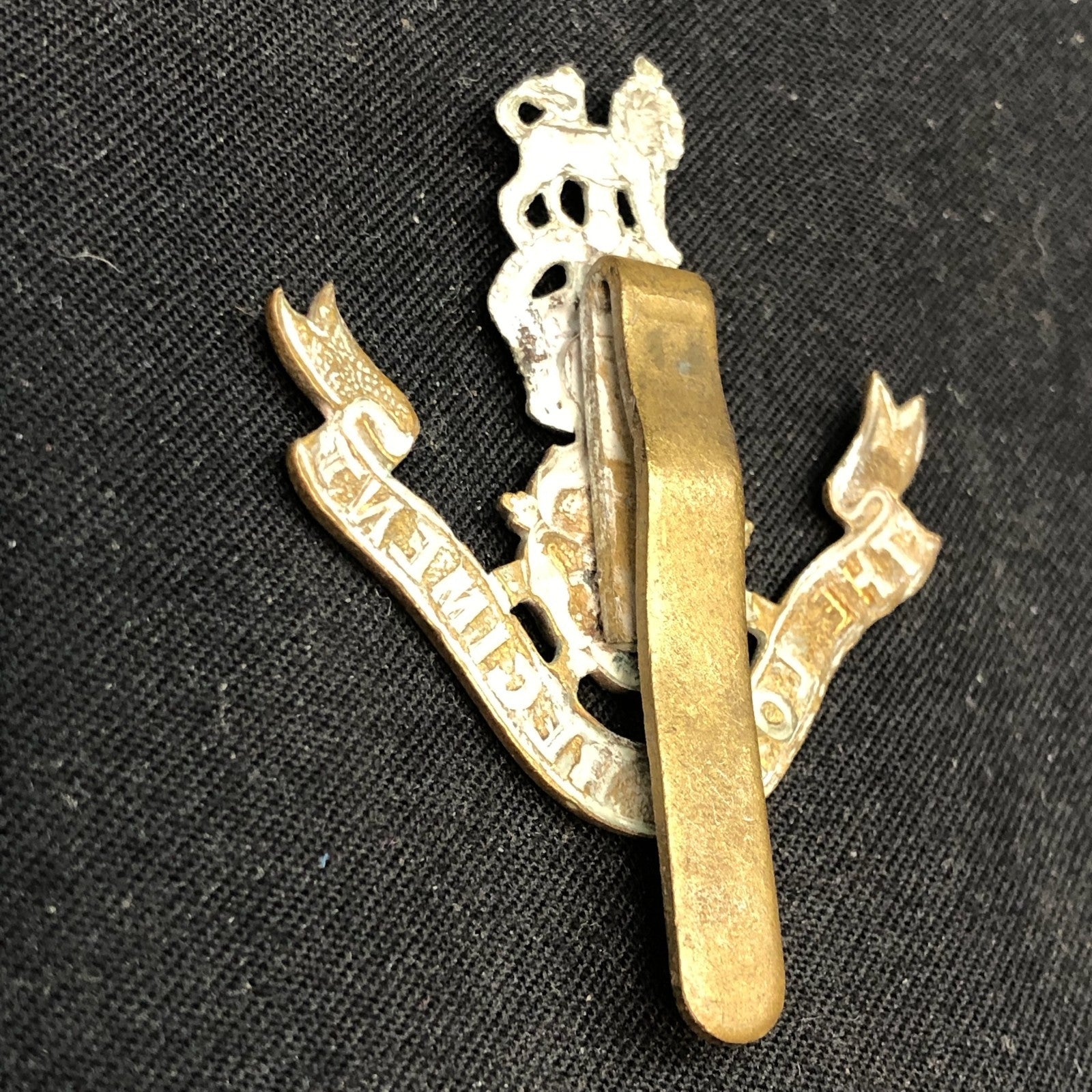 Genuine WW2 British Army Brass Cap Badge - Loyal Regiment (North Lancashire) - The Militaria Shop