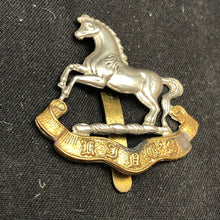 Load image into Gallery viewer, Original WW2 British Army Cap Badge - King's Regiment (Liverpool) - The Militaria Shop