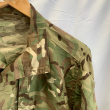 Charger l'image dans la galerie, British Army MTP Camouflaged Combat Jacket 2 Warm Weather -Grade 1- Size 170/96 - The Militaria Shop