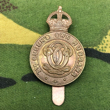 Load image into Gallery viewer, Original WW1 British Cap Badge - 7th Queen's Own Hussars - The Militaria Shop