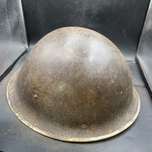 Charger l'image dans la galerie, Original WW2 British/Canadian Army Mk3 "Turtle" Combat Helmet - The Militaria Shop