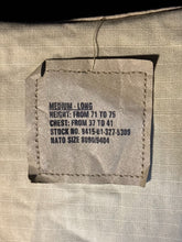 Charger l'image dans la galerie, Gulf War US Army DCU Camouflaged Combat Field Coat/Jacket - Medium/Long - The Militaria Shop