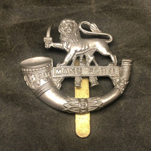Load image into Gallery viewer, Original WW2 British Army Cap Badge - Herefordshire Light Infantry - The Militaria Shop