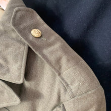 Lade das Bild in den Galerie-Viewer, Original WW2 US Army Class A Dress Jacket 1943 - Private Ryan Prop - 39" Large - The Militaria Shop