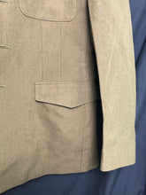 Lade das Bild in den Galerie-Viewer, Original British Army No.2 Dress Uniform Jacket - Grade 1 - Size 188/104/96 - The Militaria Shop