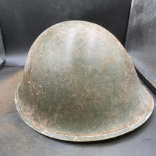 Charger l'image dans la galerie, Original WW2 British/Canadian Army Mk3 Turtle Combat Helmet - The Militaria Shop
