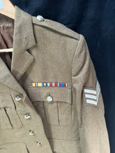 Charger l'image dans la galerie, British Army Surplus No.2 Service Dress Jacket - Size 176/112/104 - The Militaria Shop
