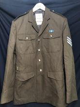 Lade das Bild in den Galerie-Viewer, British Army Grade 1 No.2 Dress Uniform Jacket - PT Corps - Size 182/108/92 - The Militaria Shop