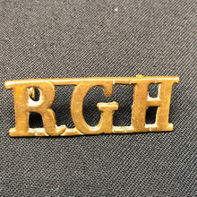 Load image into Gallery viewer, Original WW1 British Army Brass Shoulder Title - Royal Gloucestershire Hussars - The Militaria Shop