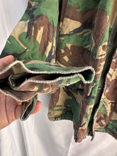Load image into Gallery viewer, Genuine British Army Surplus DPM Camouflaged 1968 Pattern Smock - Size 36" Chest - The Militaria Shop