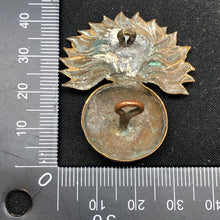 Load image into Gallery viewer, Genuine WW2 British Army Brass Cap Badge - Grenadier Guards - The Militaria Shop
