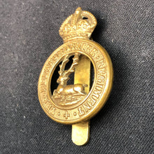 Load image into Gallery viewer, Original WW1 British Army Cap Badge - Hertfordshire Regiment - The Militaria Shop