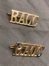 Load image into Gallery viewer, Original WW2 British Army RAOC Army Ordninance Corps Brass Shoulder Title Pair - The Militaria Shop