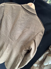 Load image into Gallery viewer, Grade 1 British Army FAD No2 Dress Uniform Jacket - Size 170/116/100 - The Militaria Shop