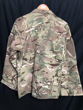 Charger l'image dans la galerie, British Army MTP Camouflaged Combat Jacket Warm Weather - Size 170/88 - The Militaria Shop