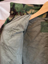 Load image into Gallery viewer, Genuine British Army Surplus DPM Camouflaged 1968 Pattern Smock - Size 40" Chest - The Militaria Shop