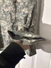 Load image into Gallery viewer, Surplus US Army ACU Combat Uniform Jacket -Size Medium-Regular - The Militaria Shop