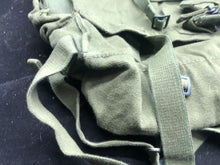 Lade das Bild in den Galerie-Viewer, Genuine British Army Surplus 58 Pattern Large Pack - The Militaria Shop