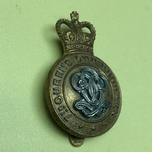 Lade das Bild in den Galerie-Viewer, Original British Army Cap Badge - 7th Queen's Own Hussars - The Militaria Shop