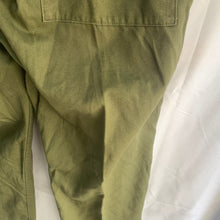 Load image into Gallery viewer, Genuine British Army Surplus OD Green Lightweight Combat Trousers Size 75/80/96 - The Militaria Shop