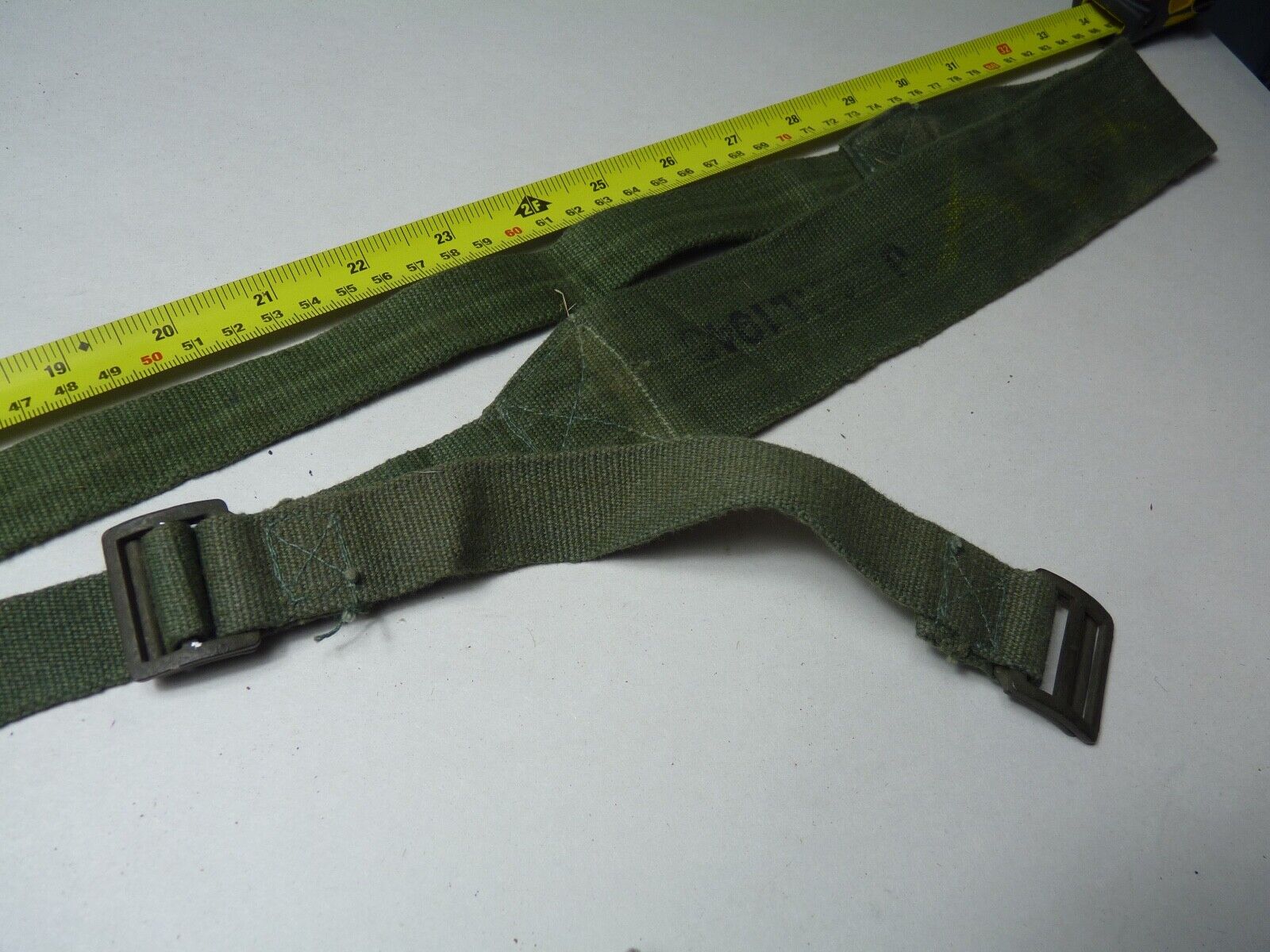 Original WW2 British Army 44 Pattern Shoulder / Extended Equipment Strap - 1945 - The Militaria Shop