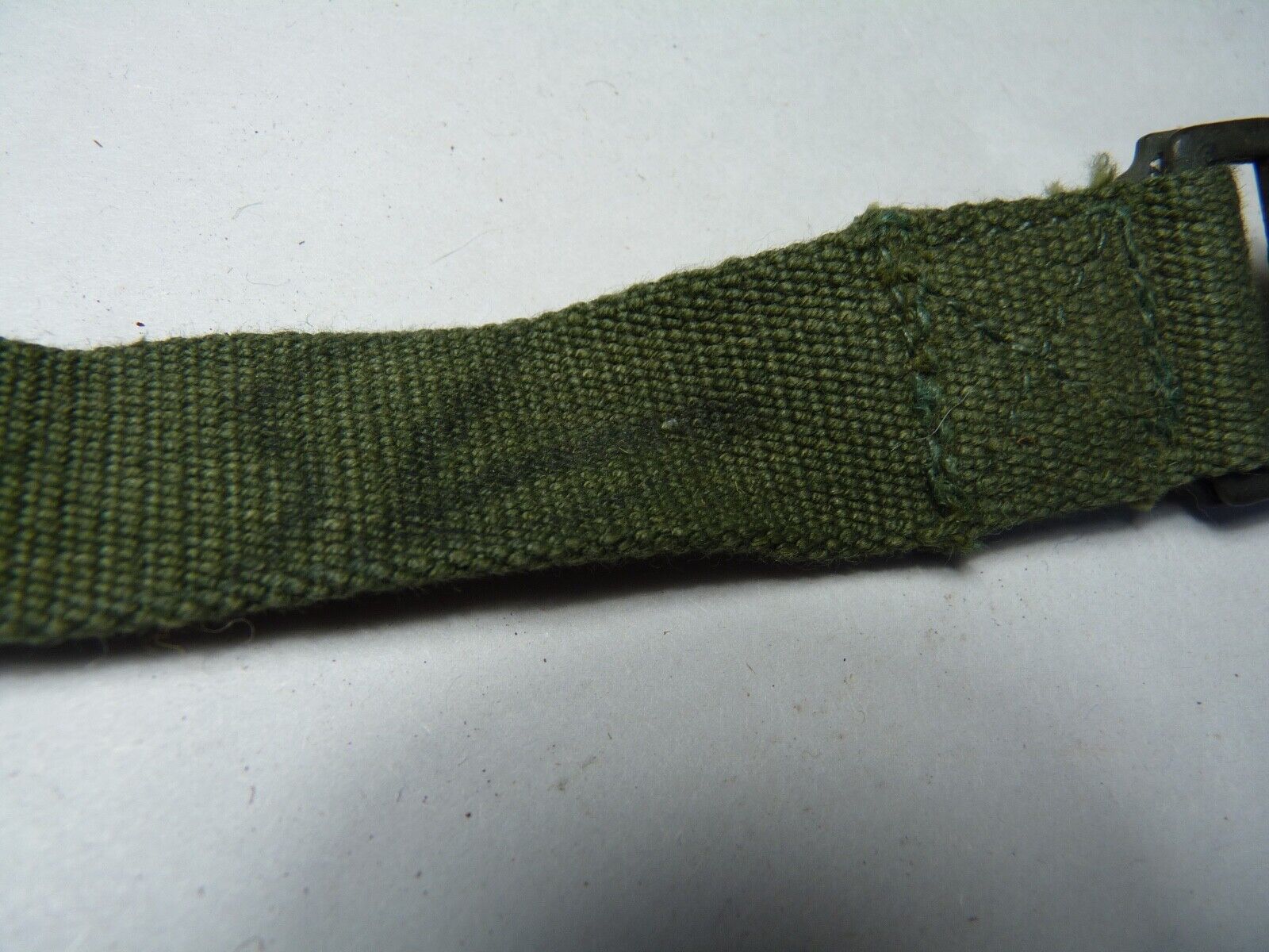 Original WW2 British Army 44 Pattern Shoulder / Extended Equipment Strap - 1945 - The Militaria Shop
