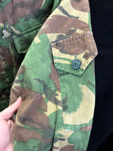 Charger l'image dans la galerie, Surplus British Army DPM Pattern Camouflaged Smock Combat-170/`112 - The Militaria Shop