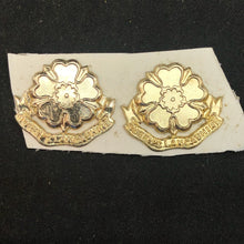 Charger l'image dans la galerie, Original British Collar Badge Pair - Queen's Lancashire Regiment - The Militaria Shop