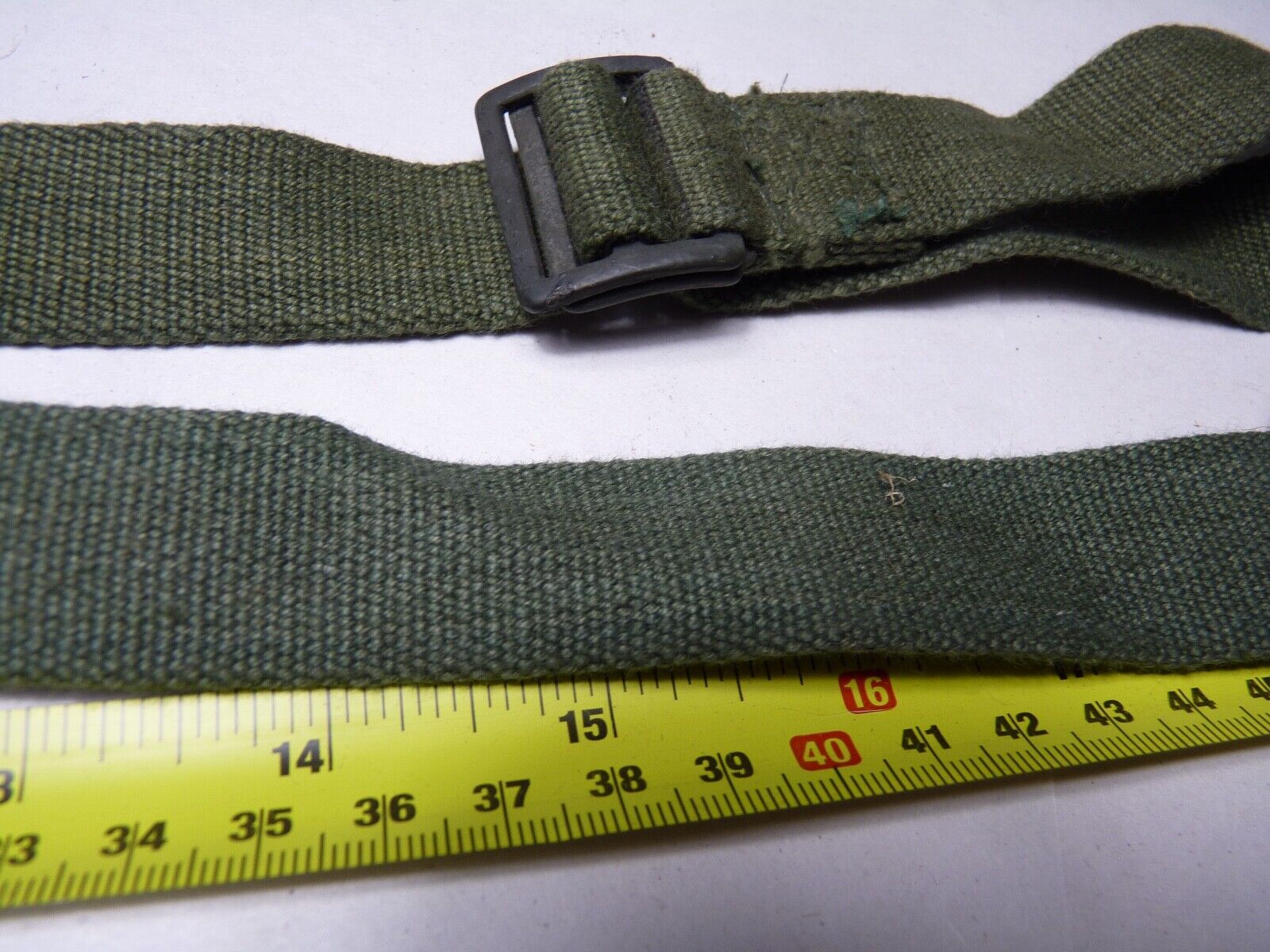 Original WW2 British Army 44 Pattern Shoulder / Extended Equipment Strap - 1945 - The Militaria Shop